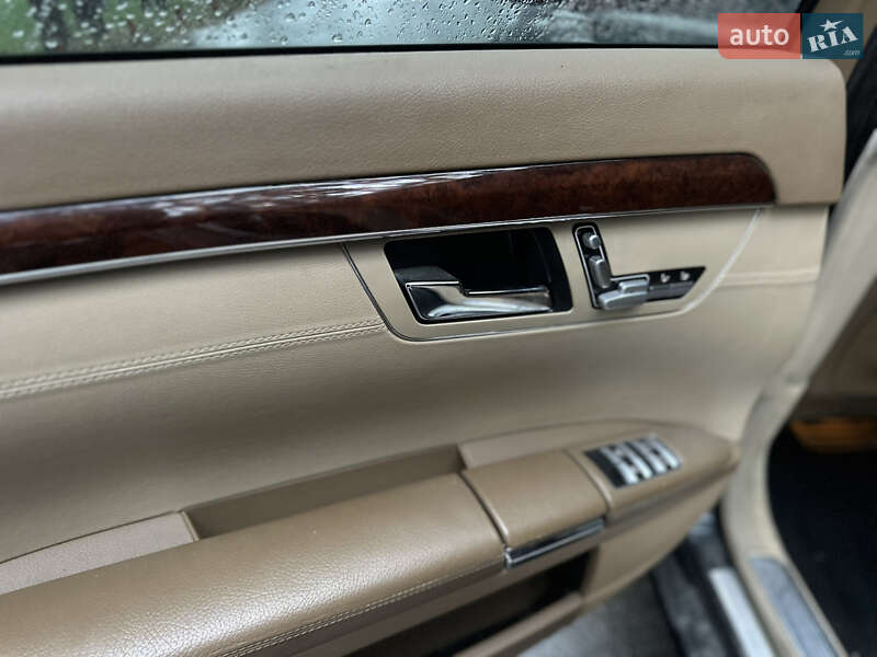 Седан Mercedes-Benz S-Class 2005 в Києві