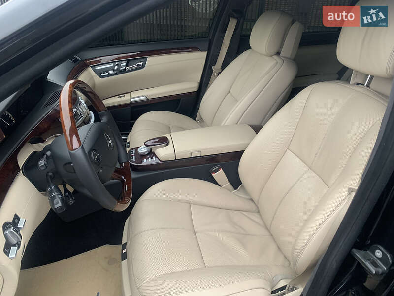 Седан Mercedes-Benz S-Class 2007 в Умані