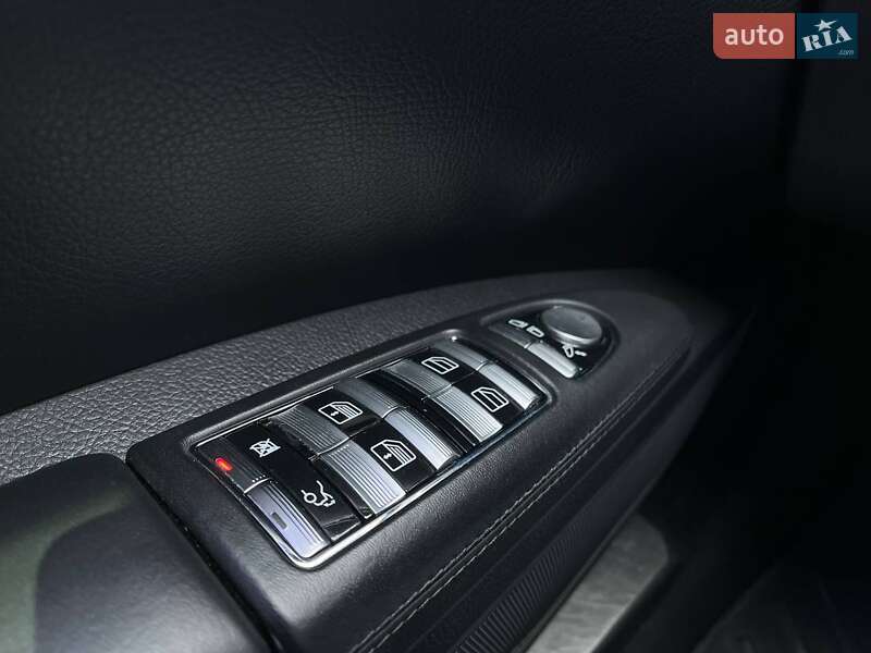 Седан Mercedes-Benz S-Class 2007 в Киеве фото 29 Седан Mercedes-Benz S-Class 2007 в Киеве