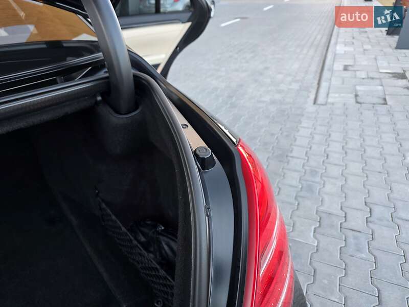 Седан Mercedes-Benz S-Class 2012 в Хмельницькому