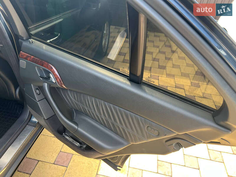 Седан Mercedes-Benz S-Class 2000 в Кременчуге