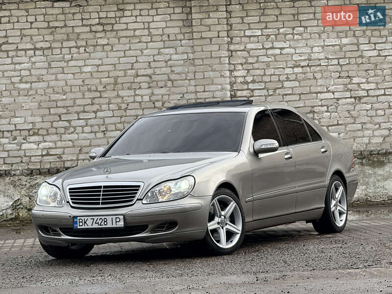 Седан Mercedes-Benz S-Class 2005 в Рівному