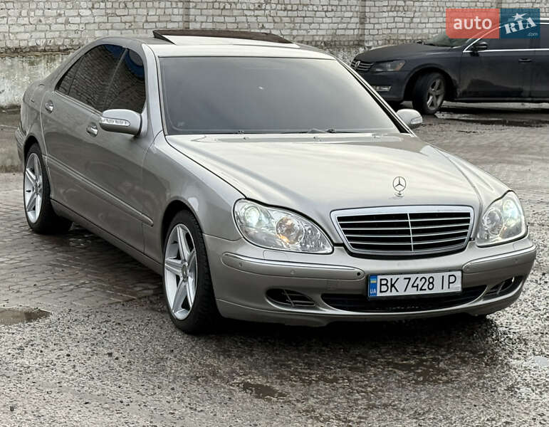 Седан Mercedes-Benz S-Class 2005 в Рівному
