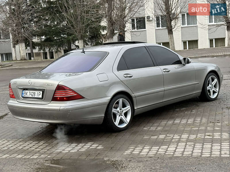 Седан Mercedes-Benz S-Class 2005 в Рівному