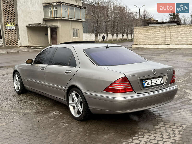 Седан Mercedes-Benz S-Class 2005 в Рівному