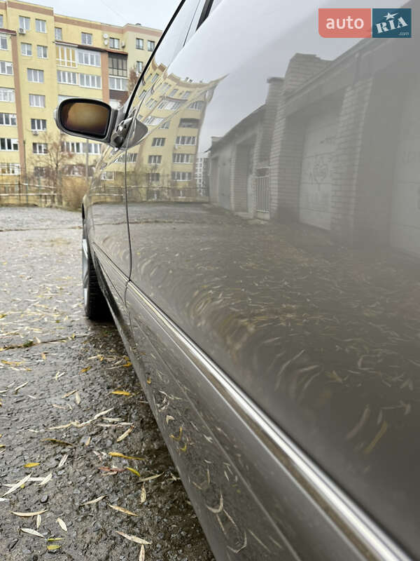 Седан Mercedes-Benz S-Class 2005 в Рівному