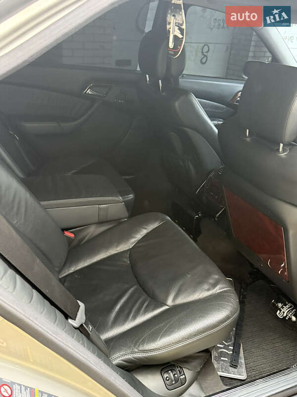 Седан Mercedes-Benz S-Class 2005 в Рівному