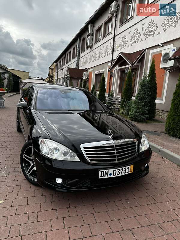 Седан Mercedes-Benz S-Class 2007 в Стрые