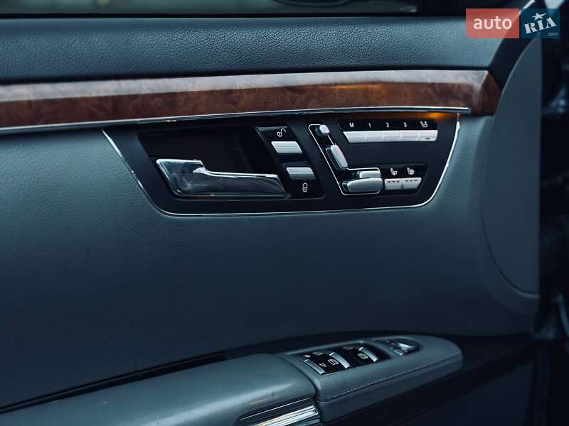 Седан Mercedes-Benz S-Class 2006 в Тернополе