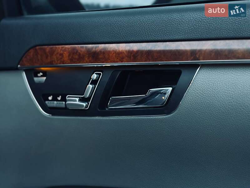 Седан Mercedes-Benz S-Class 2006 в Тернополе