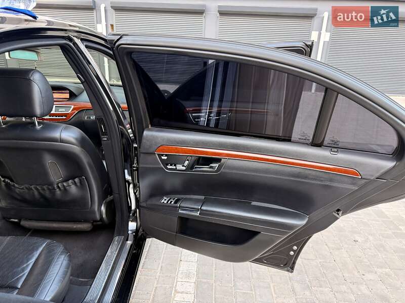 Седан Mercedes-Benz S-Class 2006 в Одессе