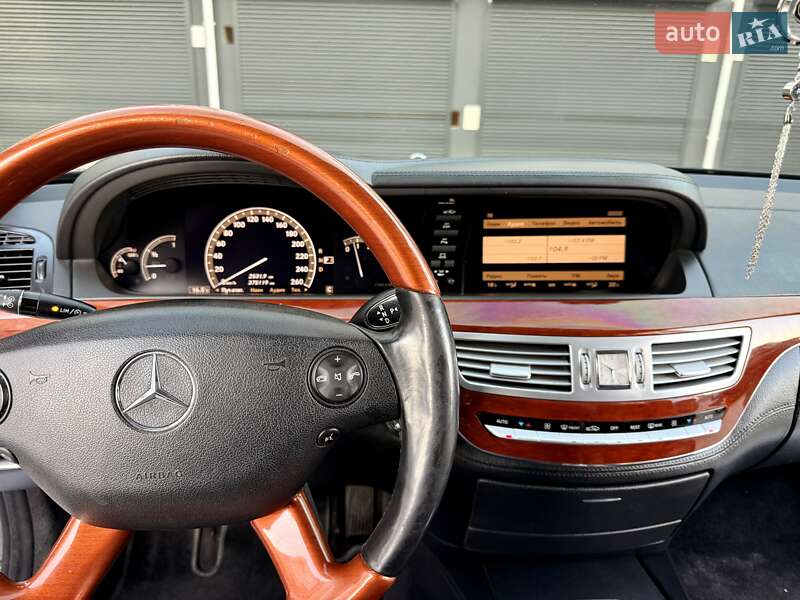 Седан Mercedes-Benz S-Class 2006 в Одессе