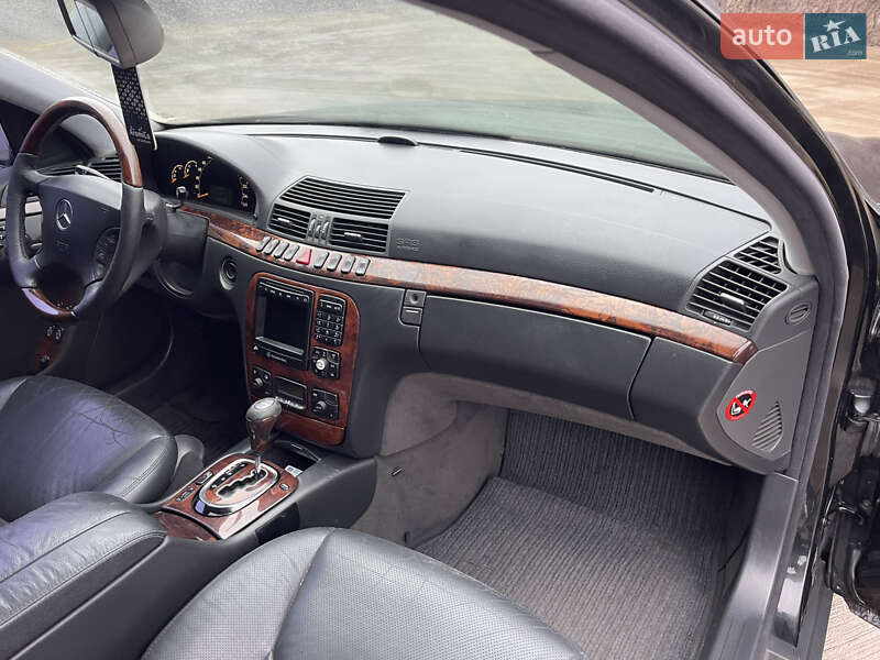 Седан Mercedes-Benz S-Class 2001 в Золотоноші