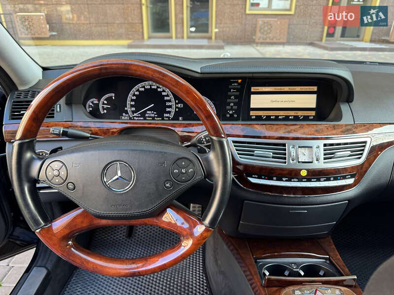 Седан Mercedes-Benz S-Class 2012 в Одесі