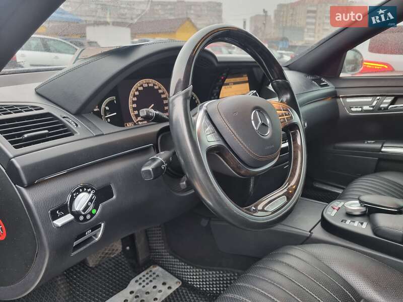 Седан Mercedes-Benz S-Class 2008 в Рівному фото 31 Седан Mercedes-Benz S-Class 2008 в Рівному