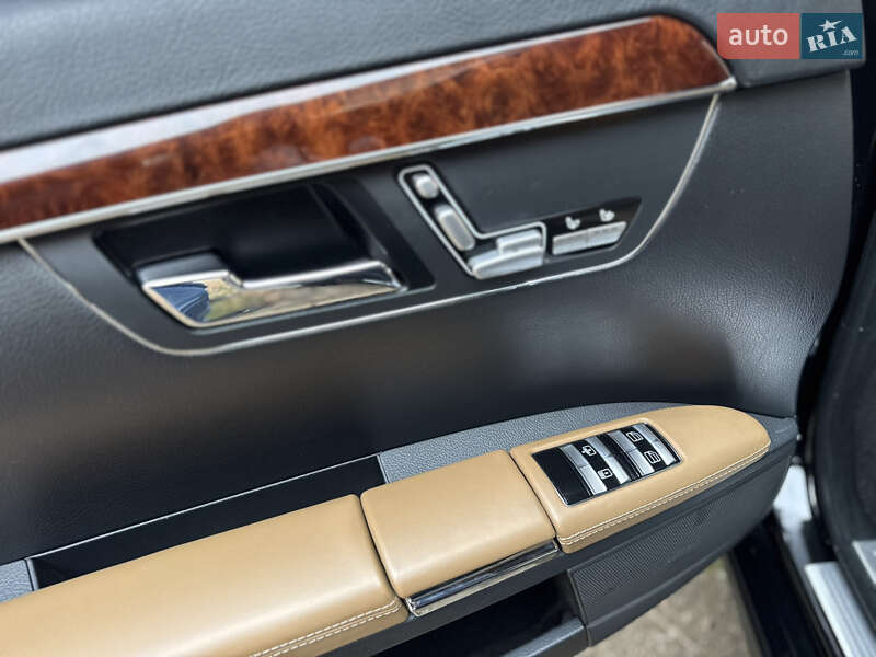 Седан Mercedes-Benz S-Class 2007 в Івано-Франківську