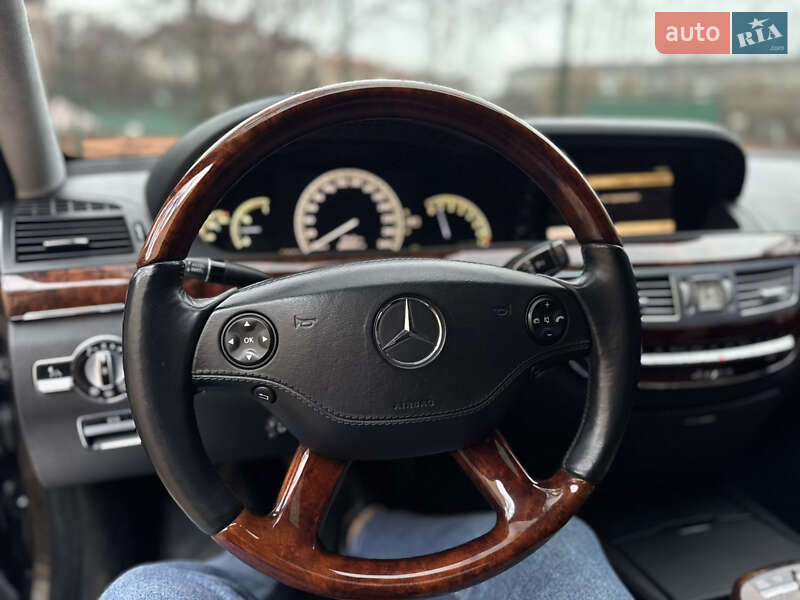Седан Mercedes-Benz S-Class 2007 в Івано-Франківську