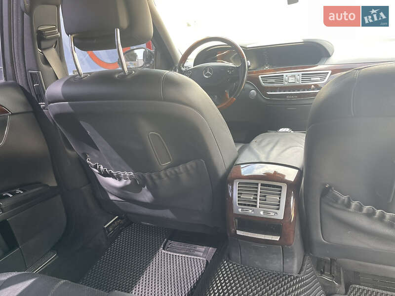 Седан Mercedes-Benz S-Class 2008 в Прилуках