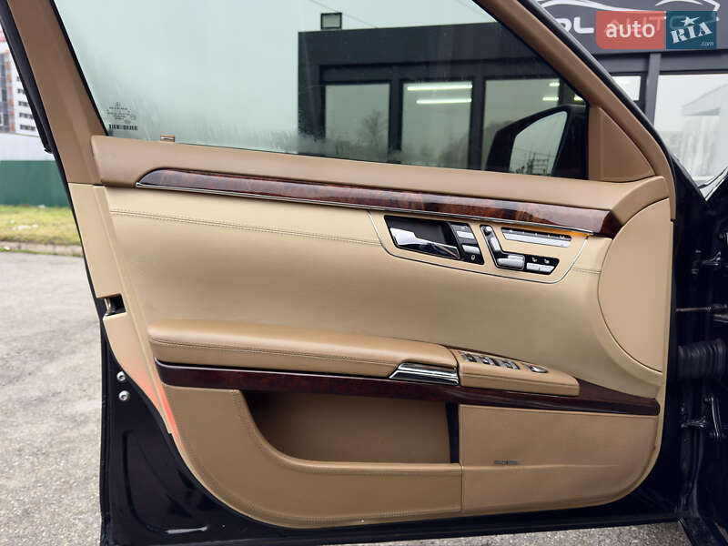 Седан Mercedes-Benz S-Class 2006 в Киеве фото 28 Седан Mercedes-Benz S-Class 2006 в Киеве