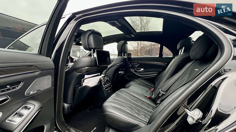 Седан Mercedes-Benz S-Class 2019 в Києві
