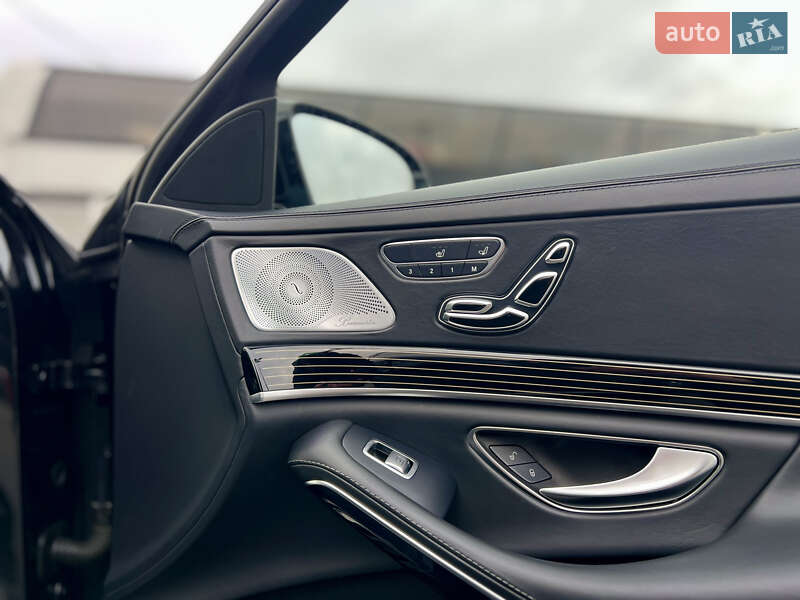 Седан Mercedes-Benz S-Class 2019 в Києві