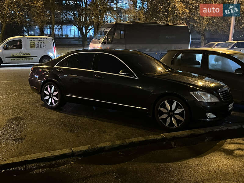 Седан Mercedes-Benz S-Class 2005 в Полтаве
