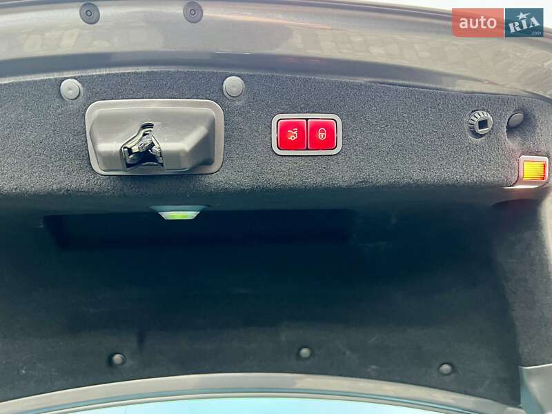 Седан Mercedes-Benz S-Class 2018 в Києві фото 35 Седан Mercedes-Benz S-Class 2018 в Києві