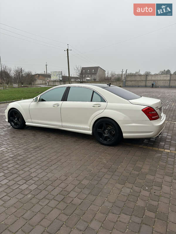 Седан Mercedes-Benz S-Class 2008 в Теофіполі