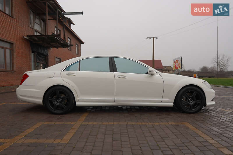 Седан Mercedes-Benz S-Class 2008 в Теофіполі