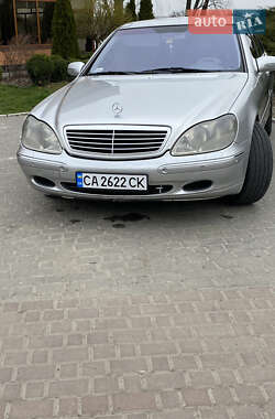 Седан Mercedes-Benz S-Class 2000 в Шполе