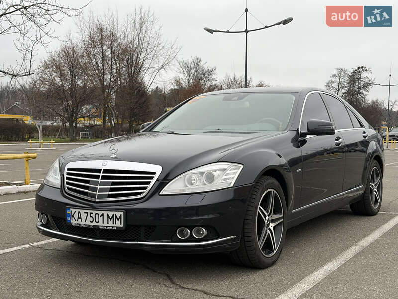 Седан Mercedes-Benz S-Class 2012 в Киеве