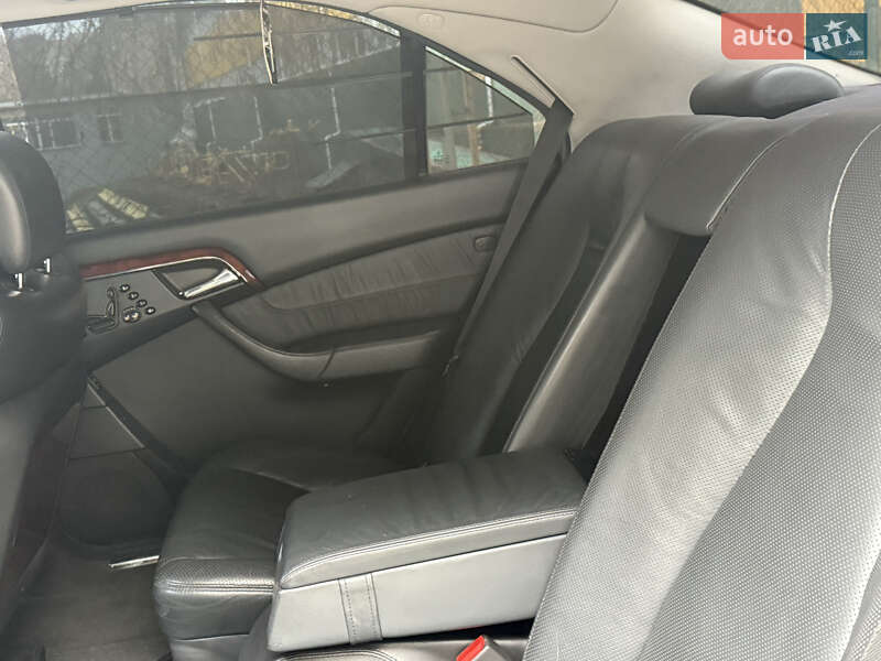 Седан Mercedes-Benz S-Class 2005 в Ровно фото 37 Седан Mercedes-Benz S-Class 2005 в Ровно