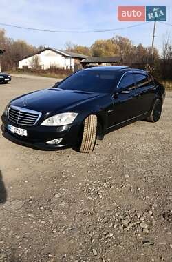 Седан Mercedes-Benz S-Class 2007 в Косові