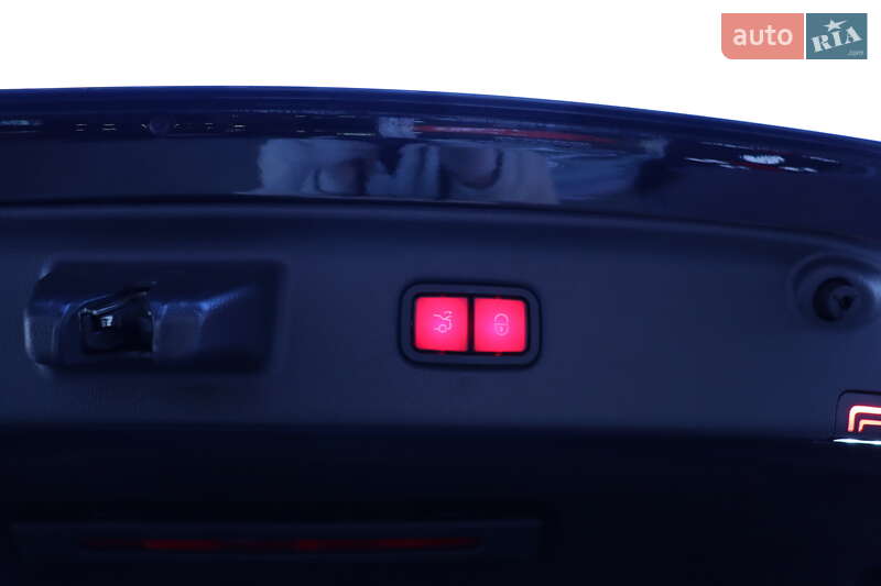 Седан Mercedes-Benz S-Class 2021 в Львові