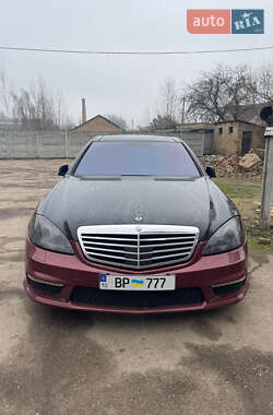 Седан Mercedes-Benz S-Class 2005 в Иванкове