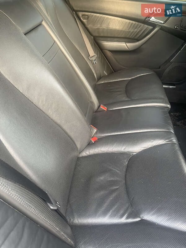 Седан Mercedes-Benz S-Class 2005 в Києві