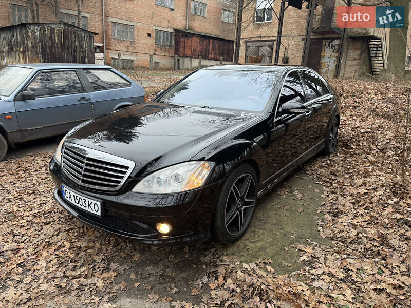 Седан Mercedes-Benz S-Class 2007 в Умані