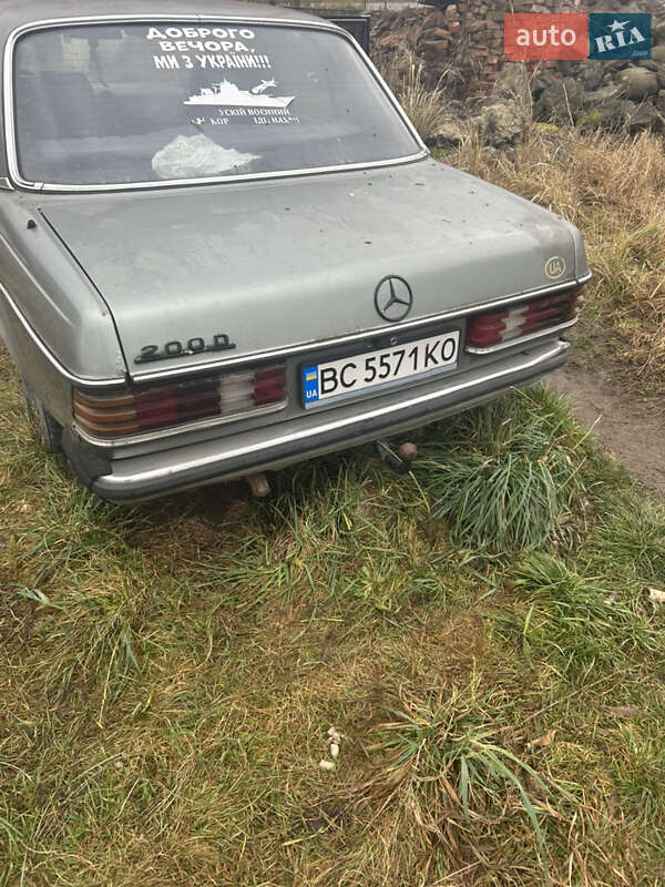 Седан Mercedes-Benz S-Class 1981 в Ходореві