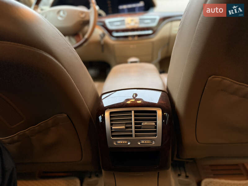 Седан Mercedes-Benz S-Class 2008 в Чернівцях