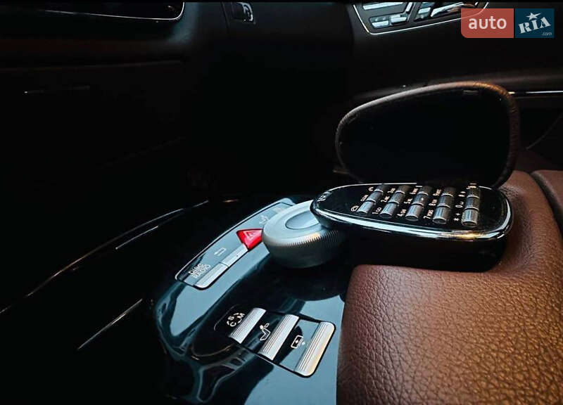 Седан Mercedes-Benz S-Class 2010 в Одесі