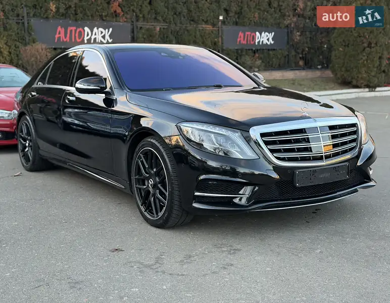 Mercedes-Benz S-Class