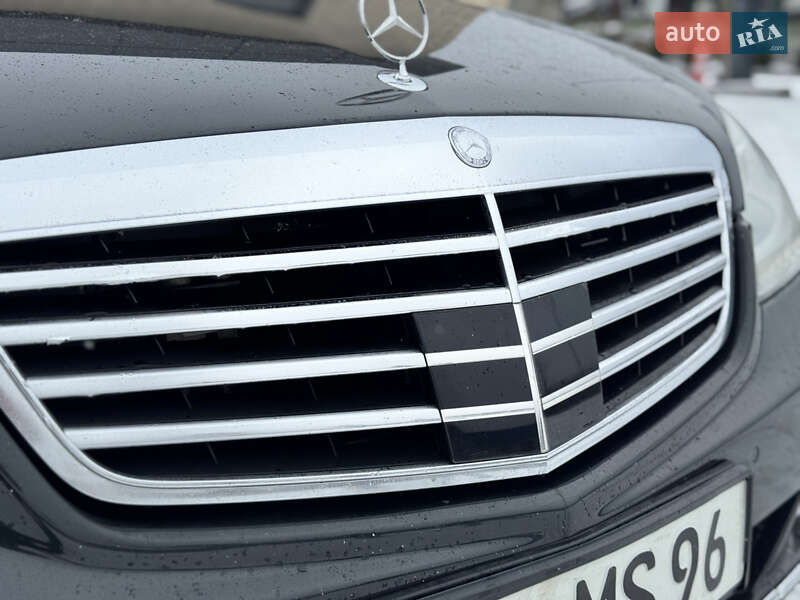 Седан Mercedes-Benz S-Class 2011 в Сарнах