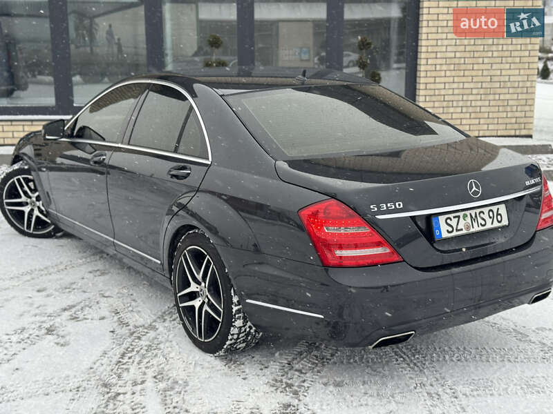 Седан Mercedes-Benz S-Class 2011 в Сарнах