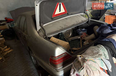 Седан Mercedes-Benz S-Class 1998 в Городке