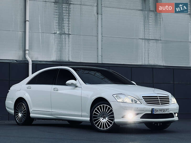 Mercedes-Benz S-Class 2008