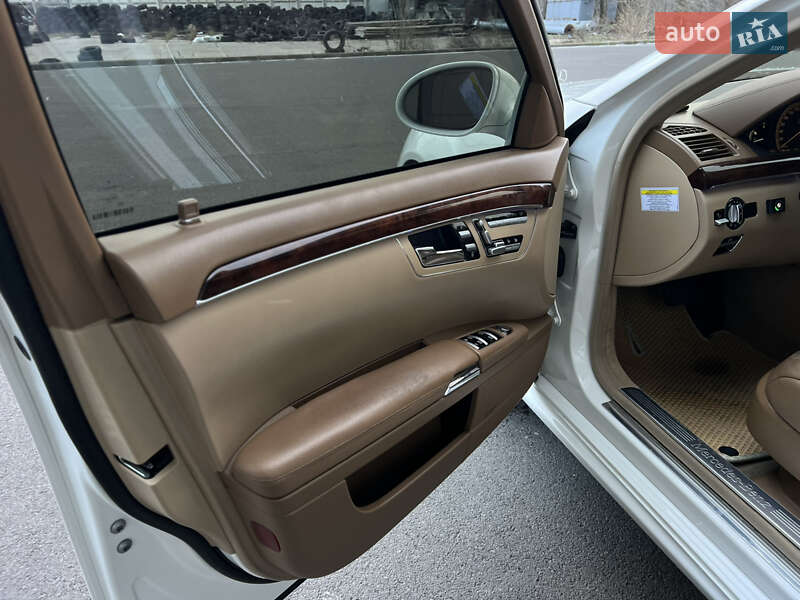 Седан Mercedes-Benz S-Class 2008 в Одесі