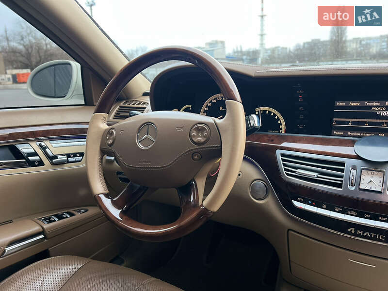 Седан Mercedes-Benz S-Class 2008 в Одесі