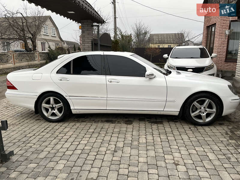 Седан Mercedes-Benz S-Class 2004 в Немирове