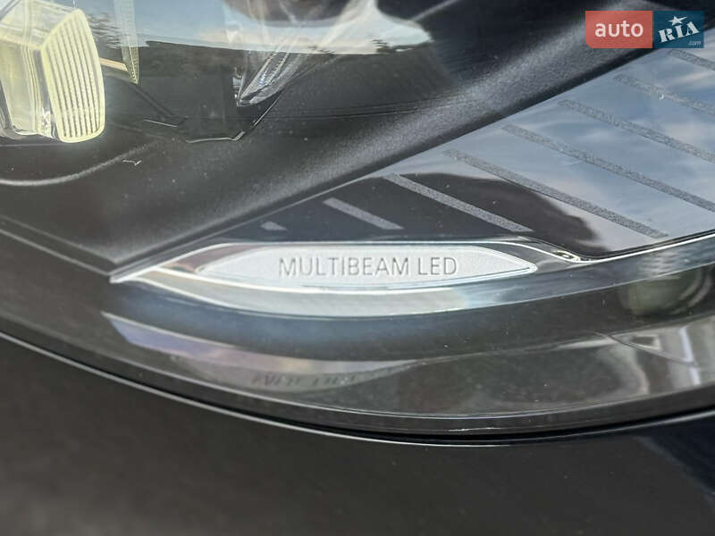 Седан Mercedes-Benz S-Class 2022 в Киеве