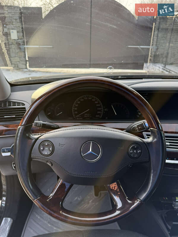 Седан Mercedes-Benz S-Class 2006 в Каменец-Подольском